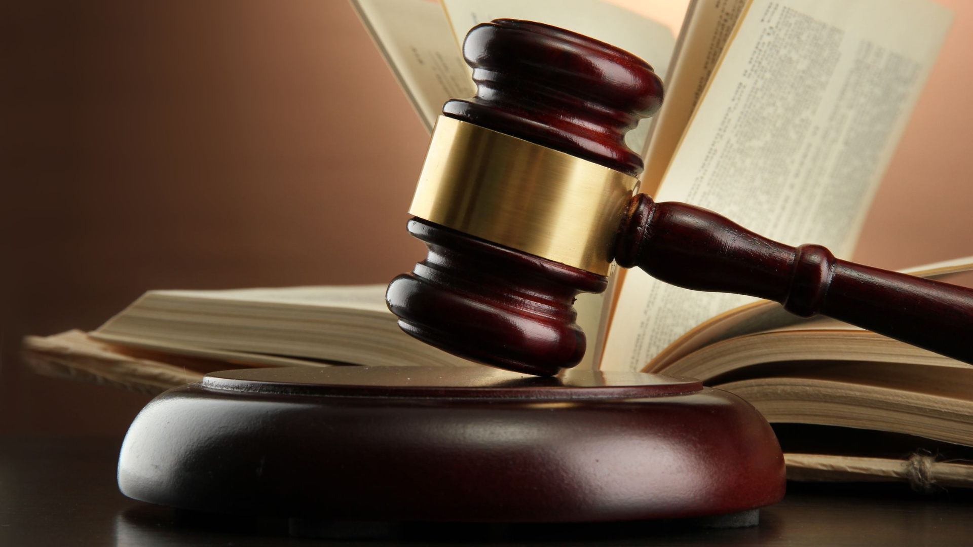 , Raportul asupra practicii judiciare si independentei justitiei din Romania 2011, FACIAS