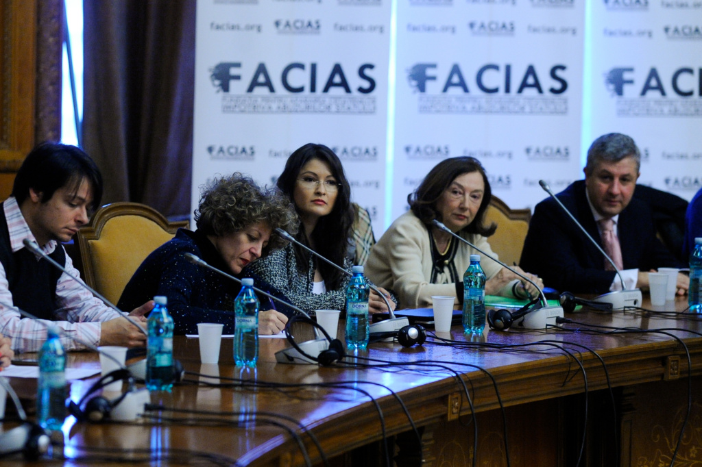 , Interceptările comunicațiilor din Rom&acirc;nia, instrument al siguranței naționale., FACIAS