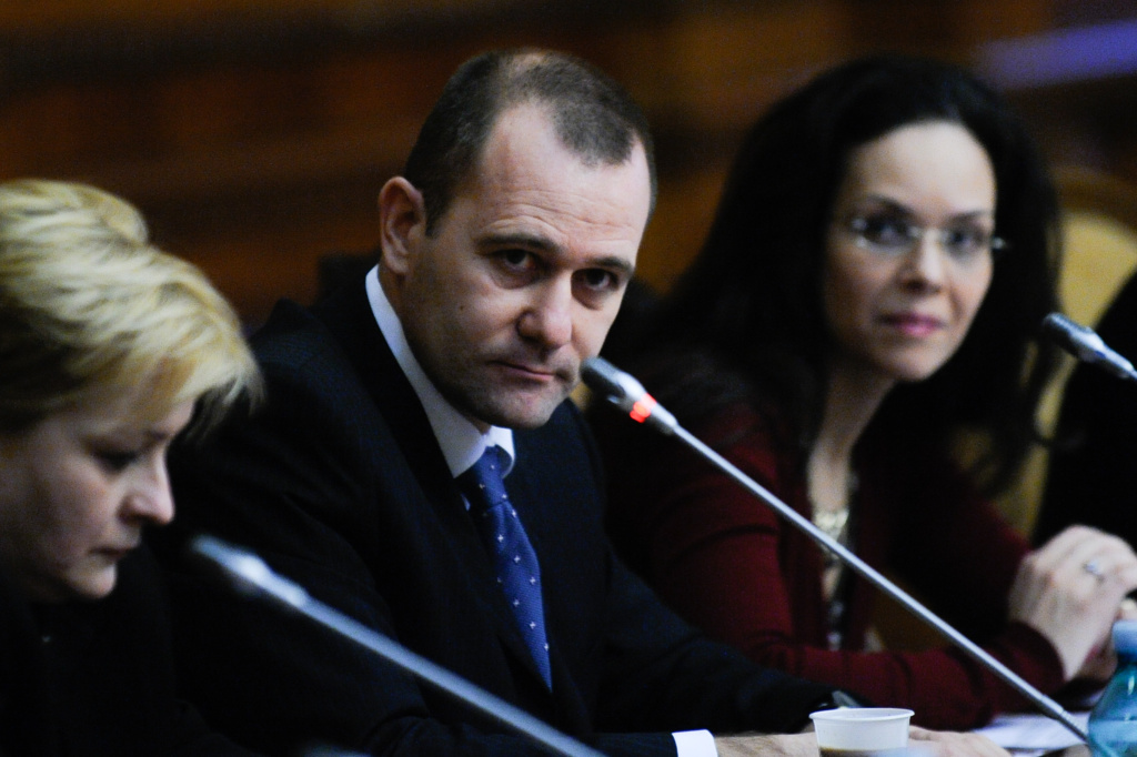 , Interceptările comunicațiilor din Rom&acirc;nia, instrument al siguranței naționale., FACIAS