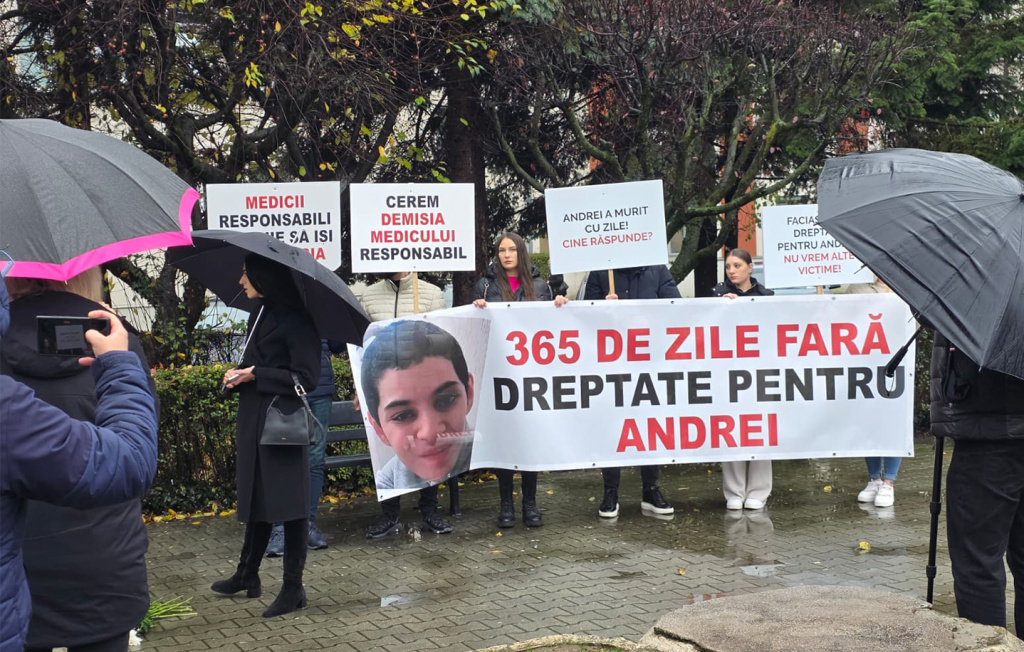 , Un an fără dreptate pentru Andrei Marius Drăgan: FACIAS cere demisia medicului care a refuzat să-l opereze și l-a lăsat să moară pe patul de spital, FACIAS